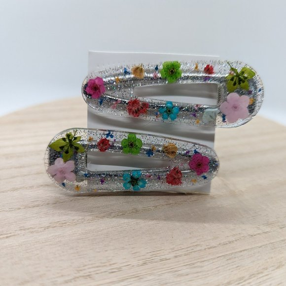 Hand Crafted Accessories - Cute Barrettes Set of 2 Dried Flowers